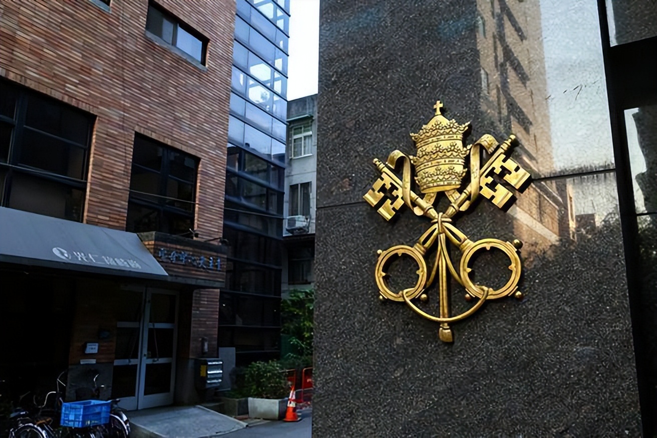 梵蒂冈0.44平方公里的面积多大,梵蒂冈没有和哪些国家建交