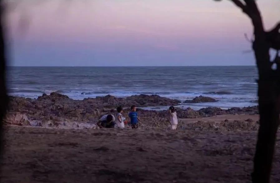 回到小县城朝九晚五,回到朝九晚五的心情说说