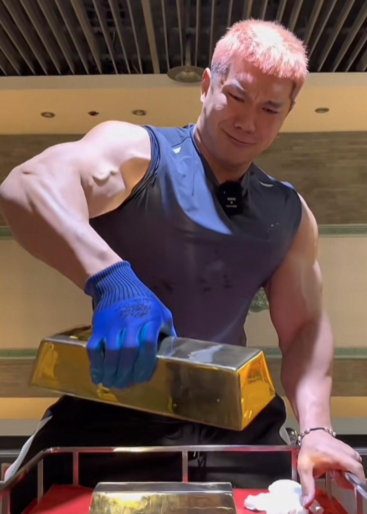 李永乐分析拿不起来的金砖,山东招远千万金砖挑战李永乐