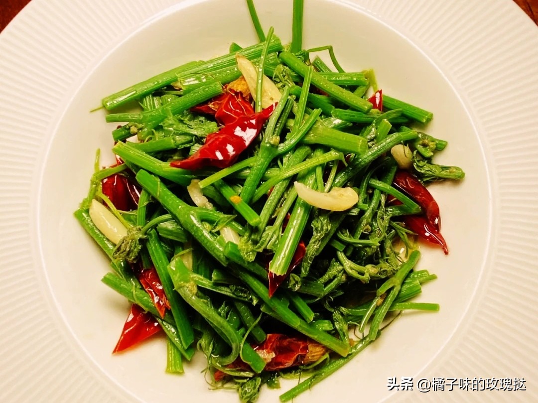 茭白佛手瓜炒肉,肉片炒茭白炒花菜