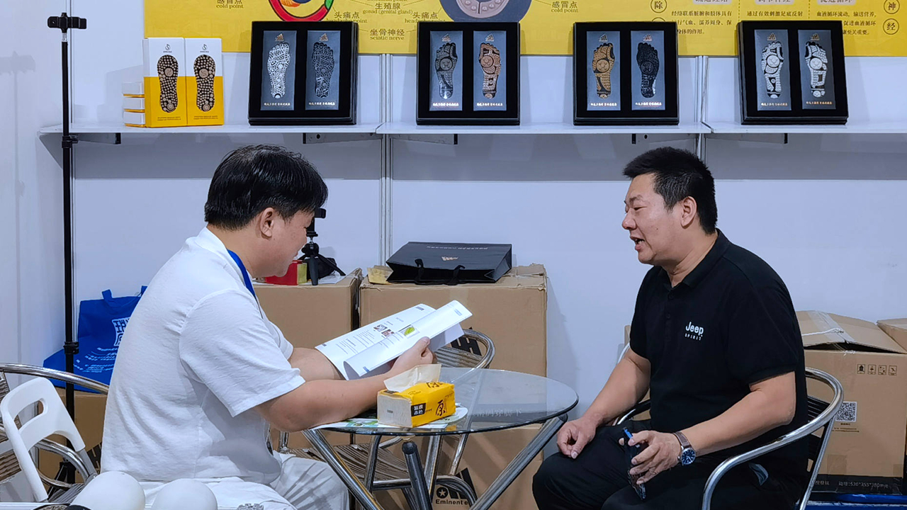 足疗穴位袜测评,足底按摩袜如何按摩