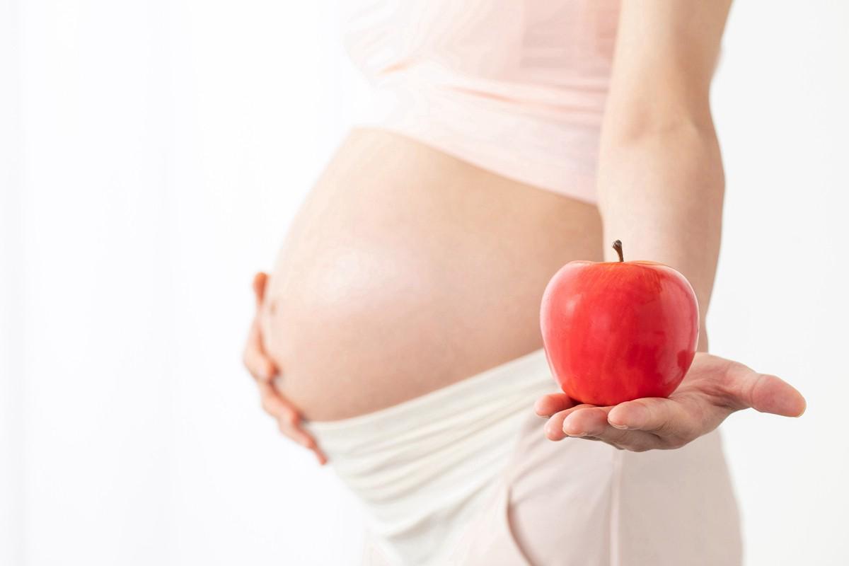 孕妇怀孕这几种水果在贵也要吃,孕妇可以吃的对胎儿最好的水果