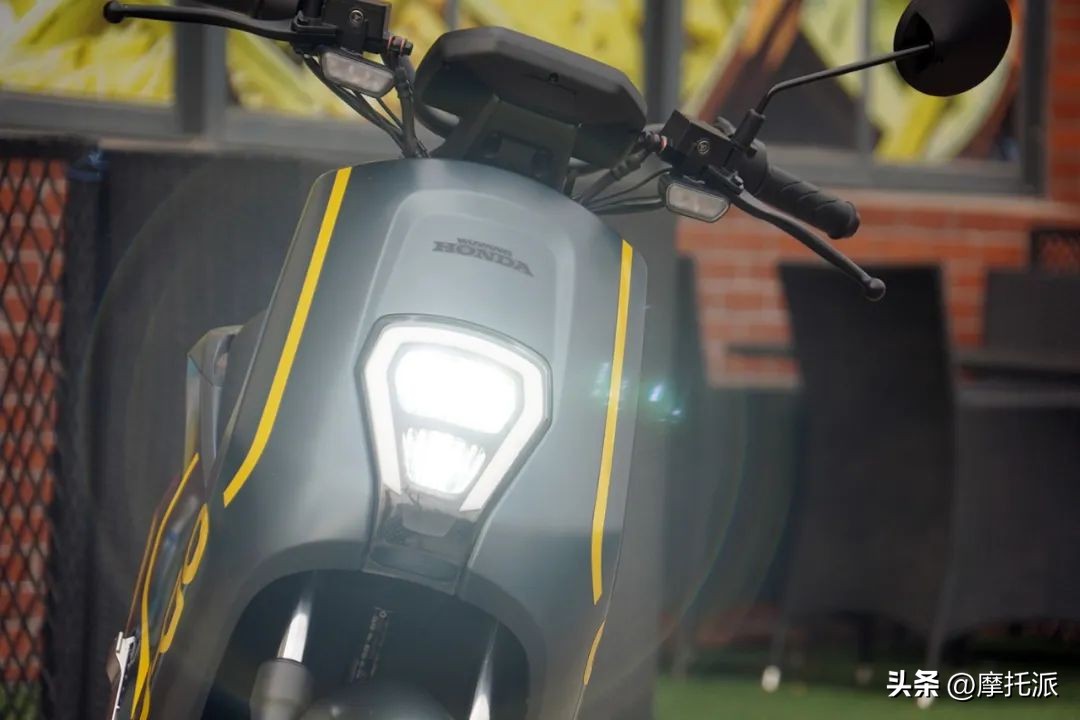 五羊本田u-gogt版电摩,五羊本田u-go电摩和电轻摩区别