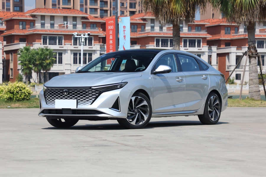 买长安锐程plus,长安逸动锐程plus如何选