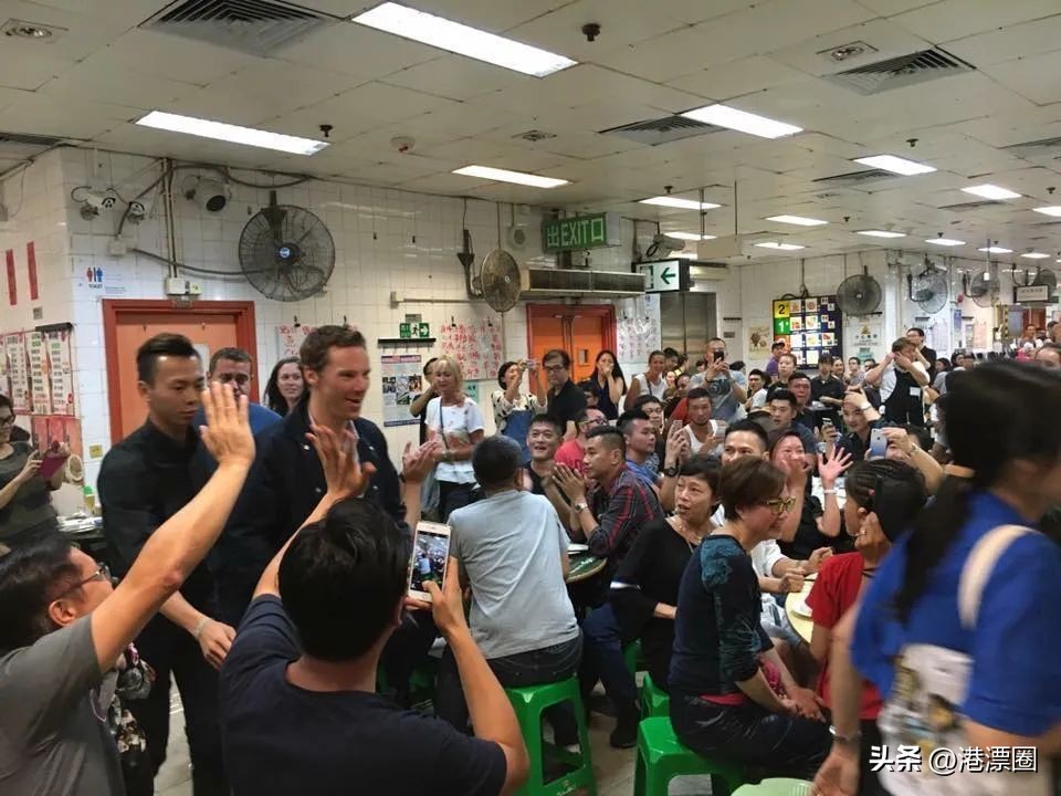 一家店铺宣布关门整条街,一家店突然停业了