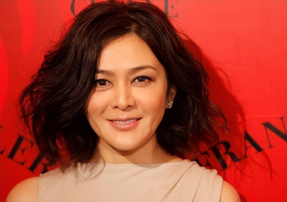 关之琳背了这么多年高尔夫球的黑锅，如今终于被刘銮雄澄清了！