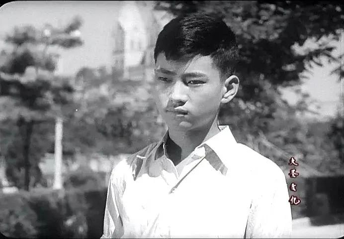 老电影小足球队完整版,电影小足球队1965