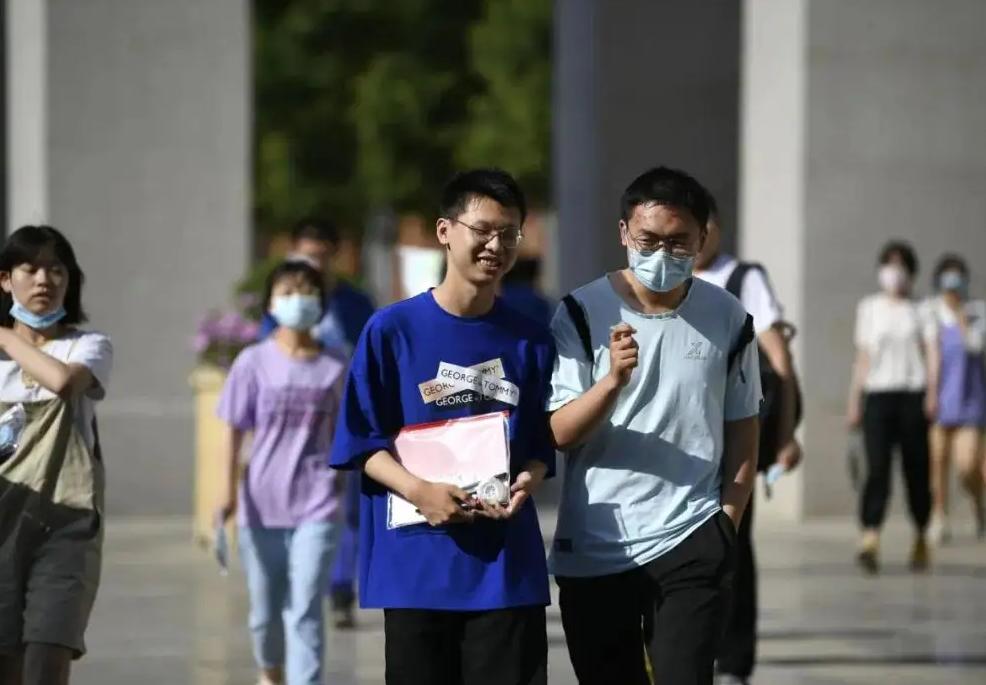 高考成绩差选什么专业就业前景好,高考450分读哪个专业比较好就业