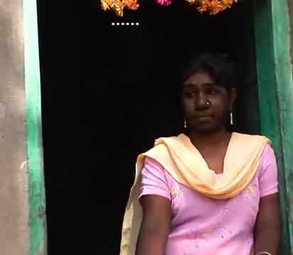 故事:非洲17岁女孩长满络腮胡,毛发从鼻孔长到脖子,身体有何异常