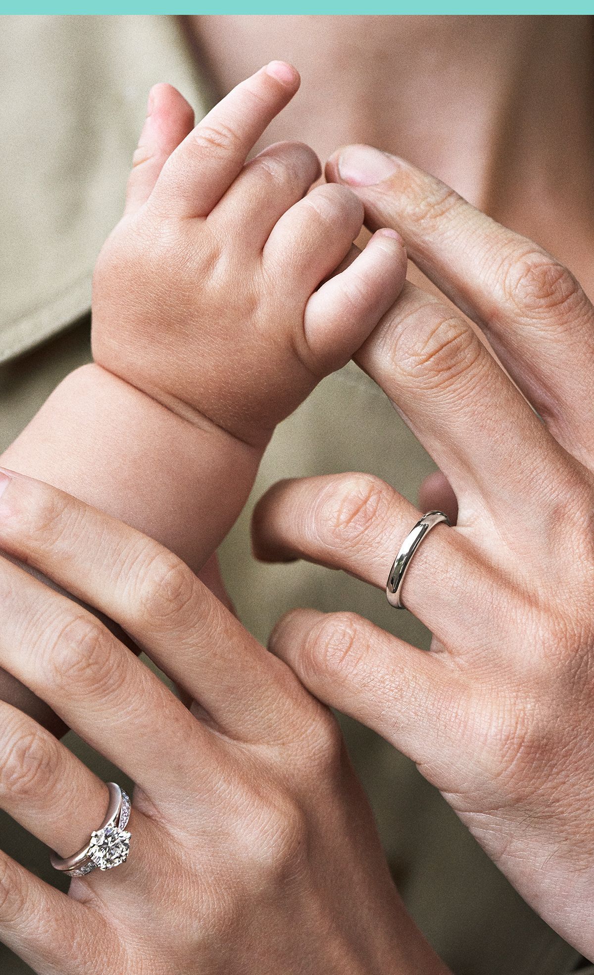 戒指戴哪个手指上是代表结婚了,没结婚的戒指戴哪个手指上最合适