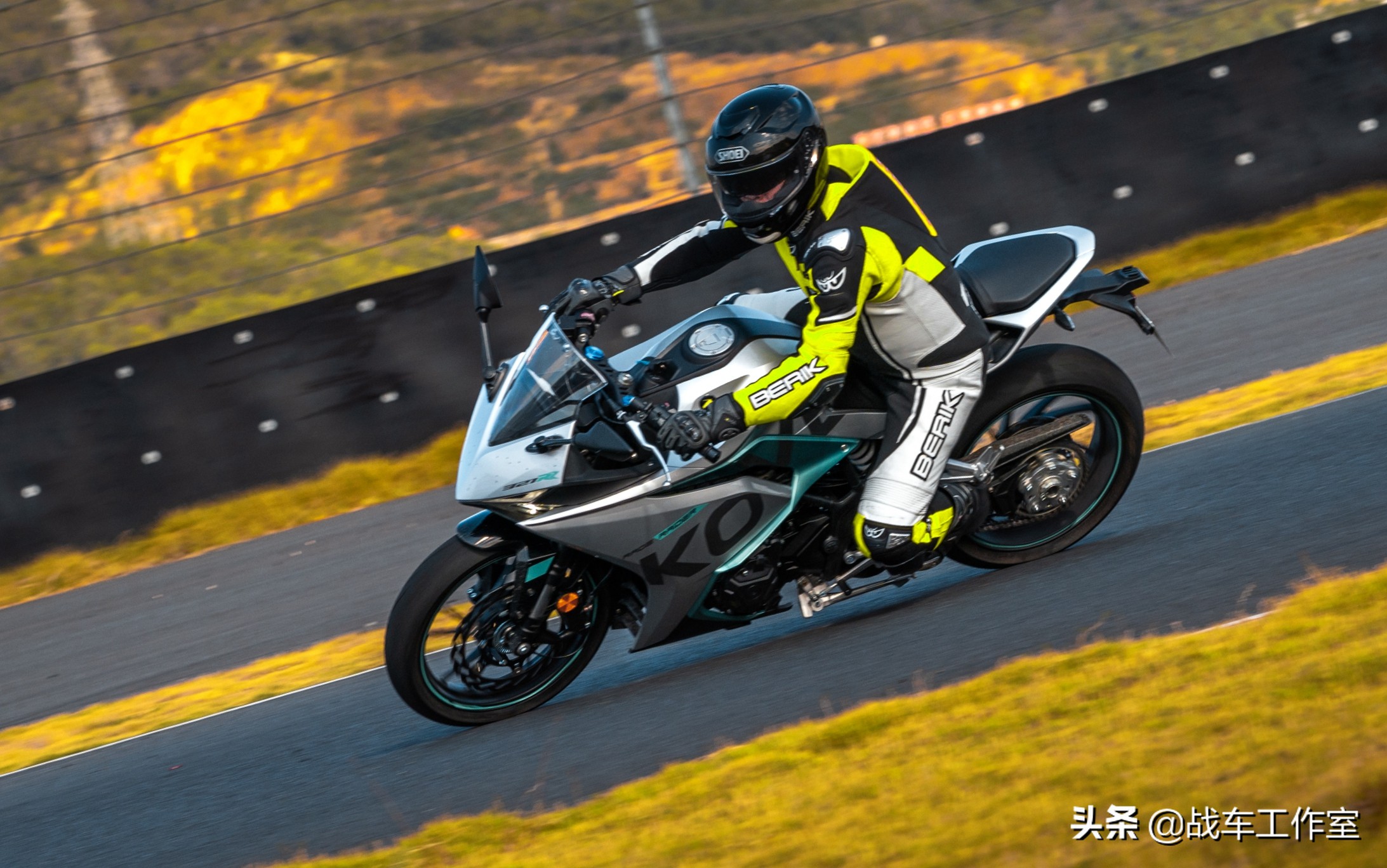 凯越321rr24款有哪些版本,凯越321rr是什么时候出来的