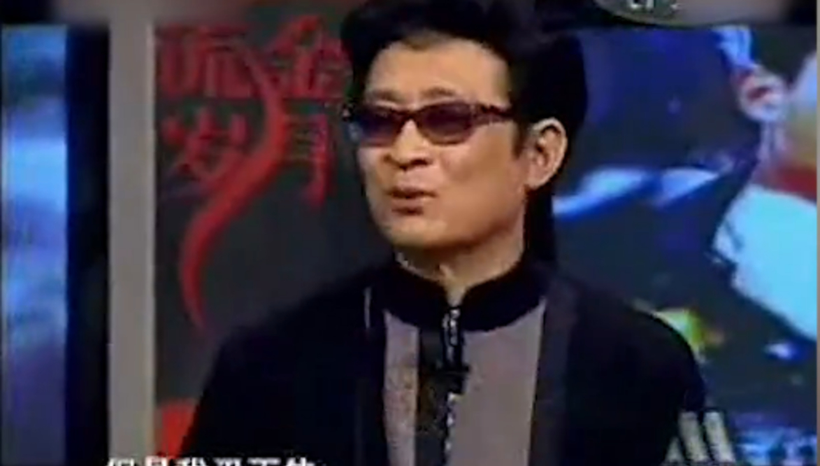 把马推下悬崖、炸死功勋犬，为了所谓的艺术，他们什么都干的出来