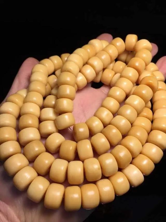 骨质手串大多都是什么骨,什么骨质手串玩出来好看