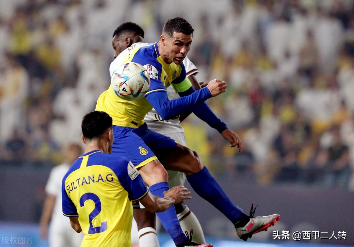 曼联对阵热刺c罗远射进球原视频,c罗绝杀比利亚雷亚尔的庆祝动作