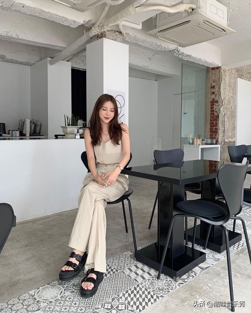 夏季小众清新拖鞋,韩国原宿风拖鞋夏季