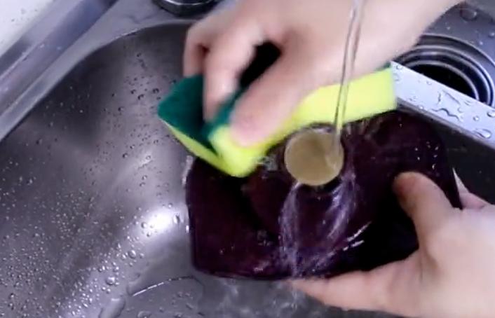 电饭煲的正确使用和清洁方法,电饭煲发热盘下面怎么清理