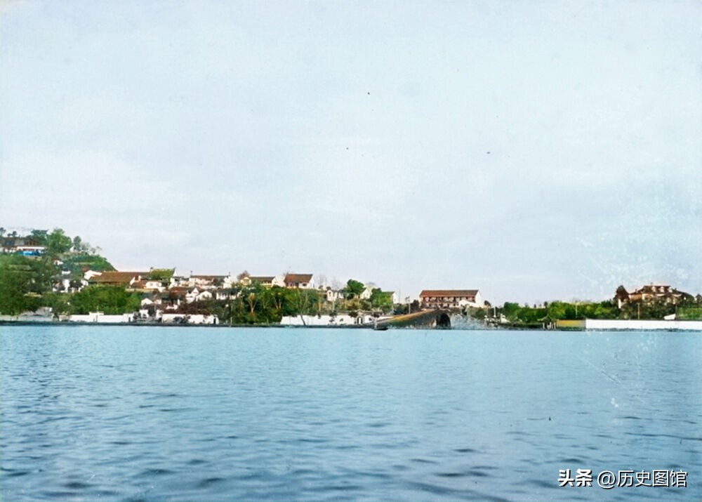 真实的杭州西湖摄影图片,老照片里10年前杭州西湖留影