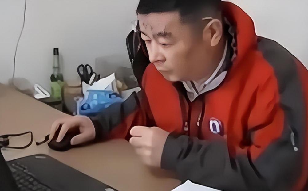 药神原型陆勇状告我不是药神,我不是药神原型路勇法庭作证