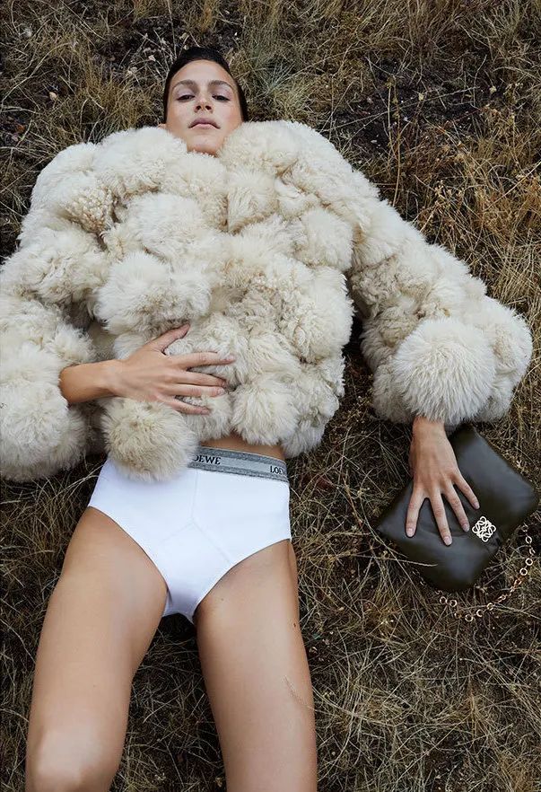 吴磊禁欲系时尚大片,吴磊时尚大片视频