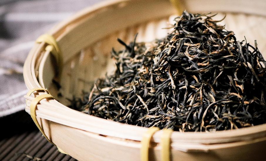 马克龙访华背后细节,马克龙满载而归冯德莱恩收获