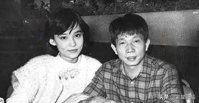 翁静晶因与刘家良结婚轰动娱乐圈，刘家良去后，她再嫁入赌王家族