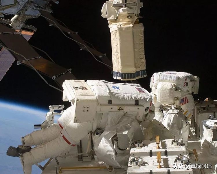 太空服漏水,美国宇航服为什么漏水