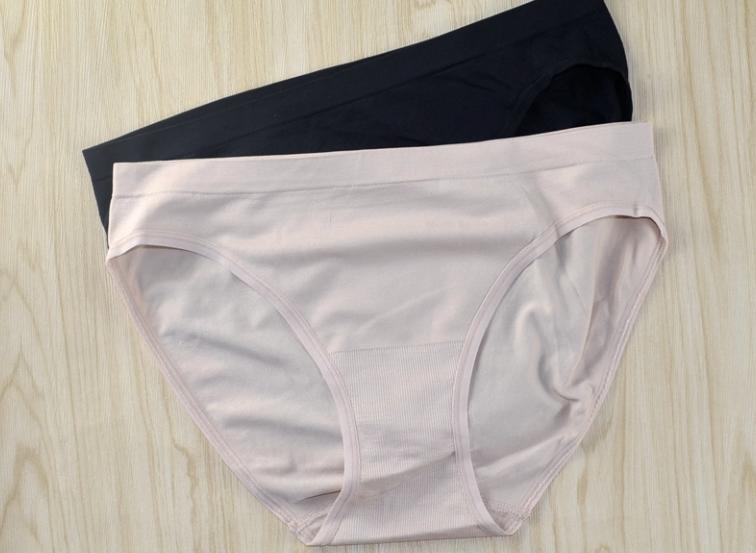 内衣裤穿一天到底有多脏,穿一天的裤子后边有异味
