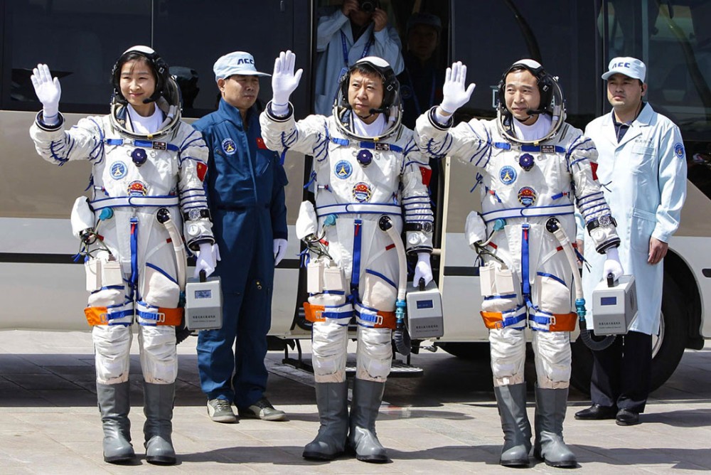 女航天员在太空对身体有哪些危害,女航天员在太空会得病吗