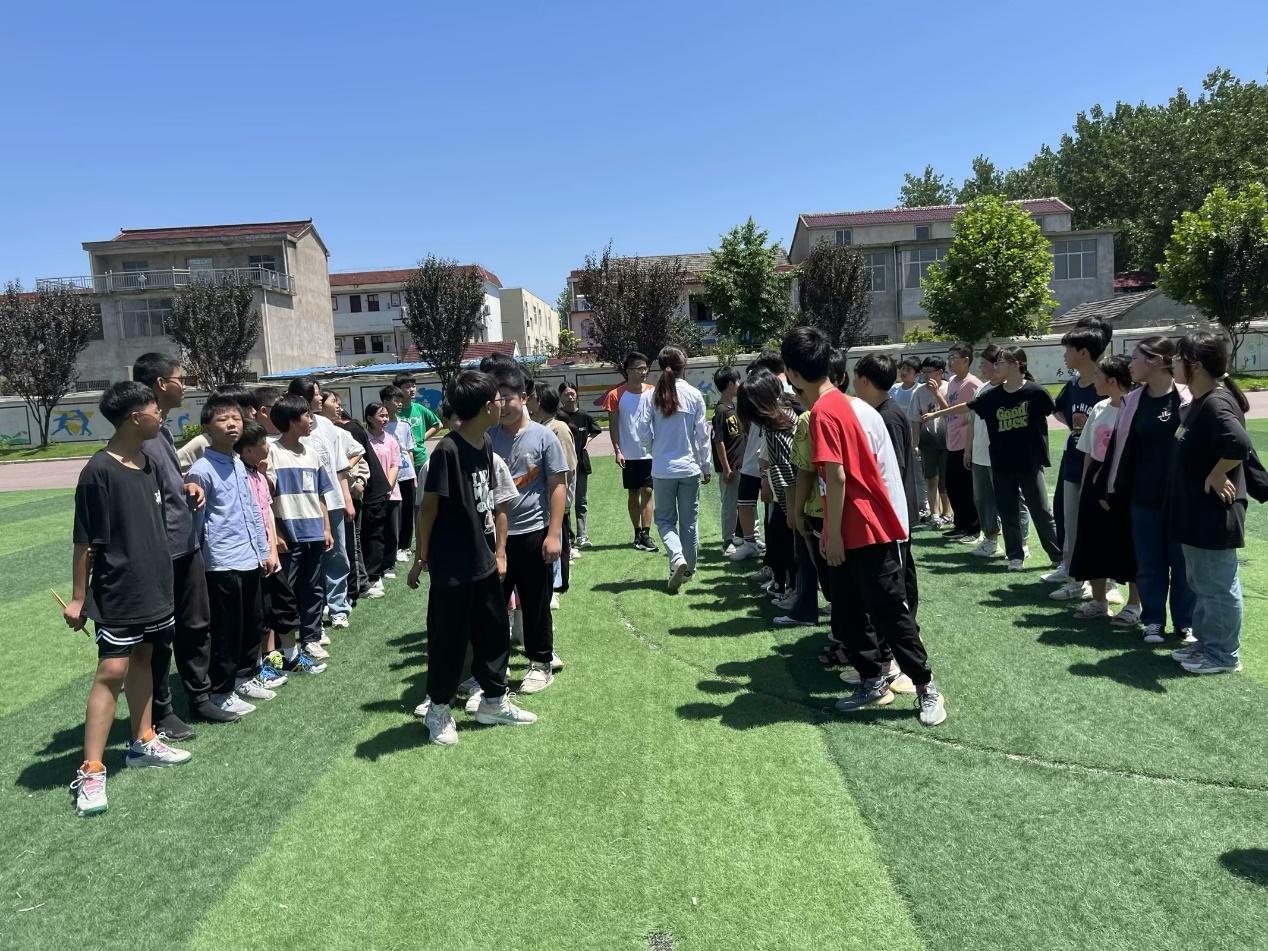 爱心支教共享中国梦,爱心支教让每一朵花幸福绽放