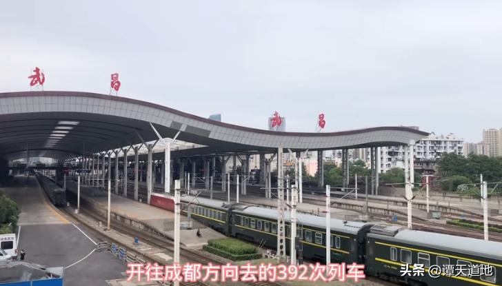 从福建到成都要多少个小时,从福建坐动车到成都要多久