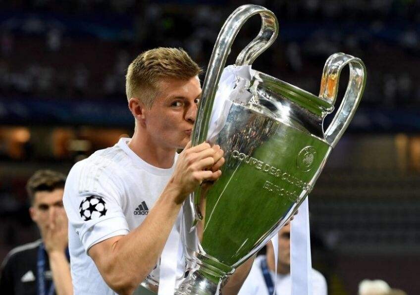 5欧冠1世界杯，他是90后荣誉第一人，只比丁丁大1岁，明夏或退役