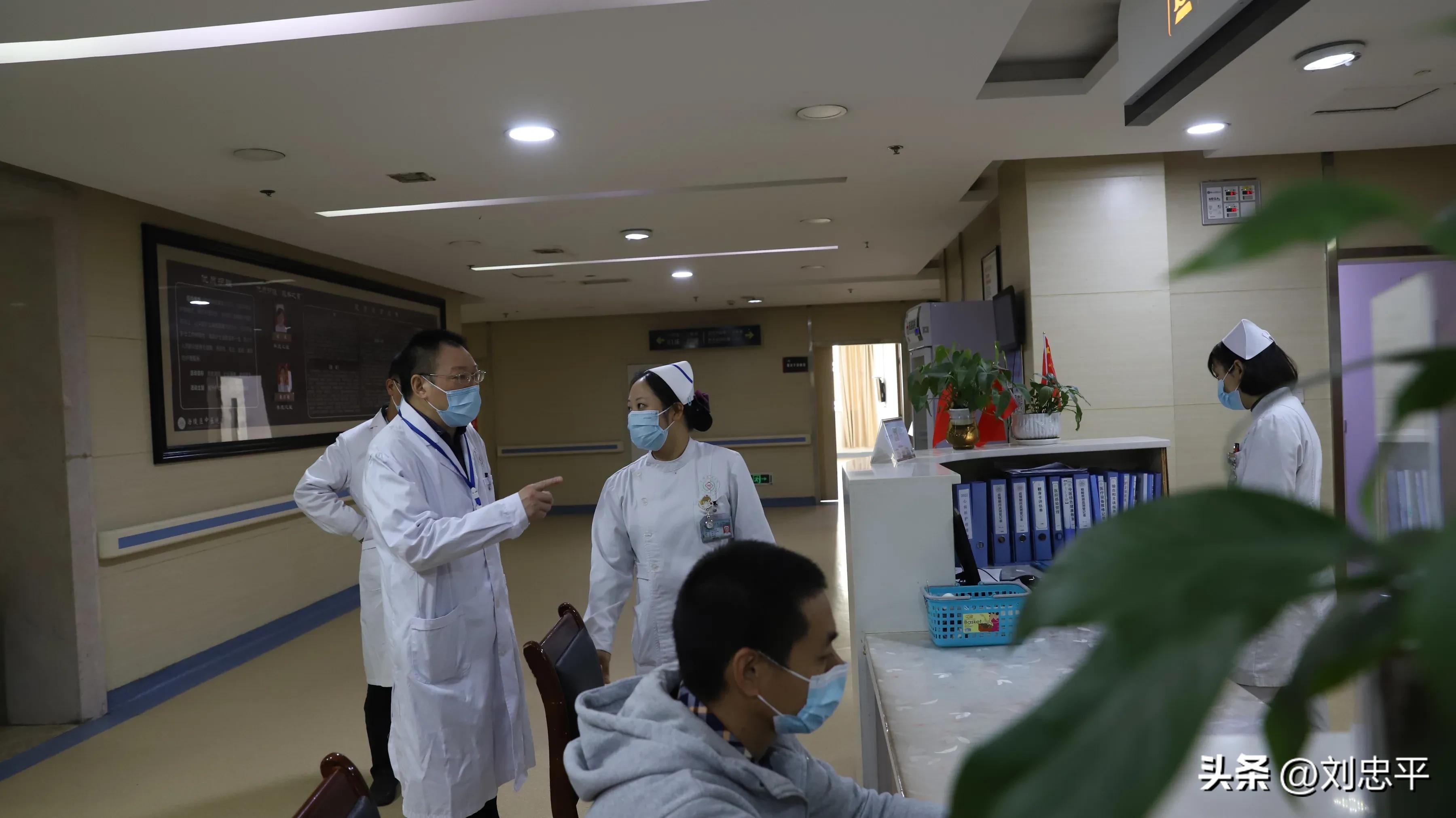 此生无悔入医行——记涪陵区中医院外科主任医师陈宏