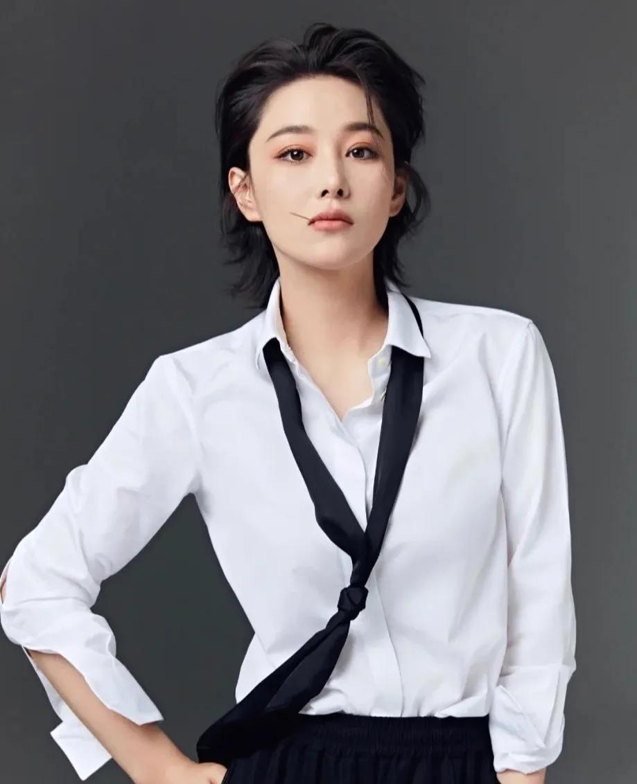 何洁张馨予最新视频,张馨予与何洁两个人的照片