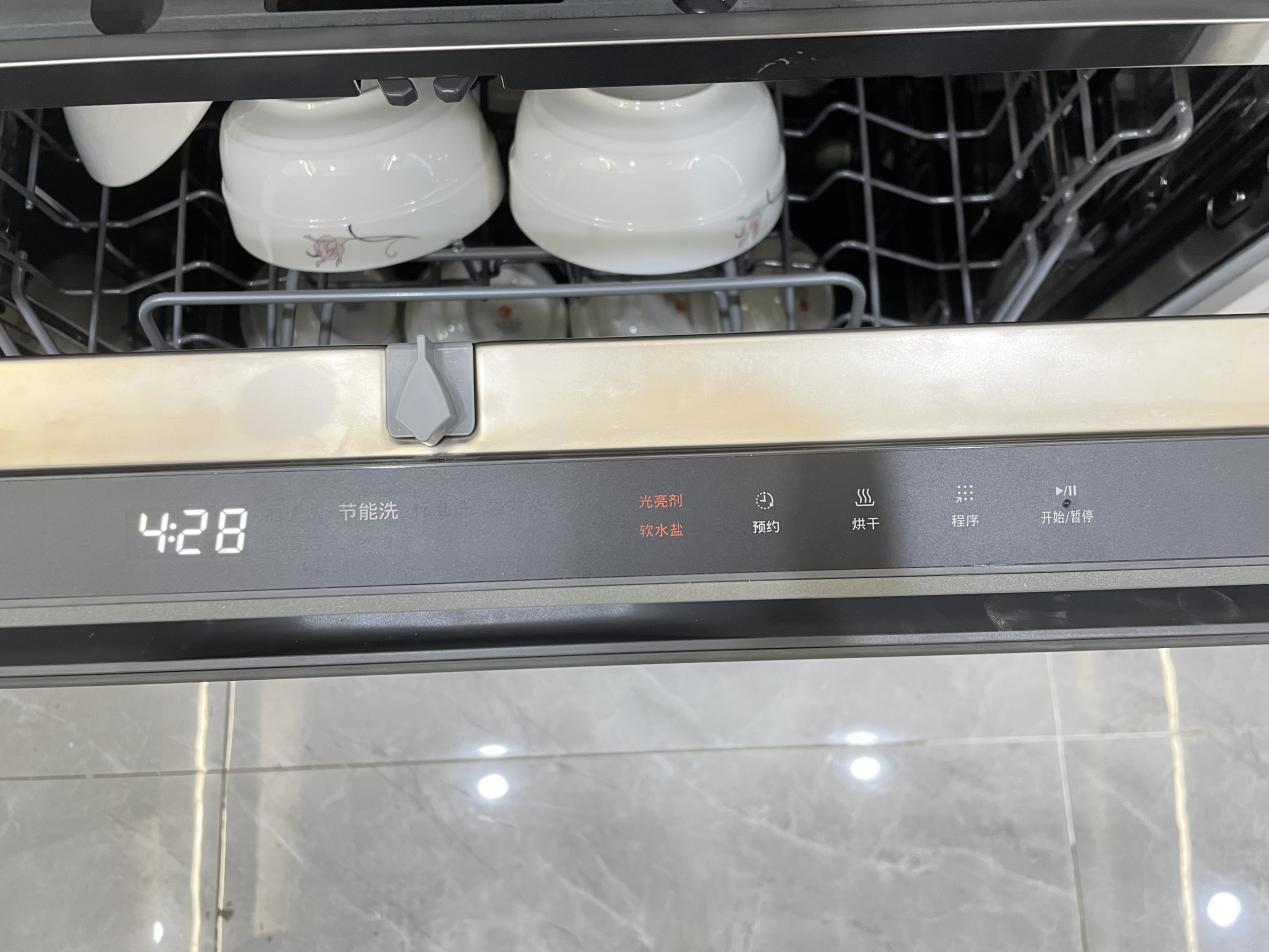 想洗锅要买多大的洗碗机,想要厨房干净选对锅真的很重要