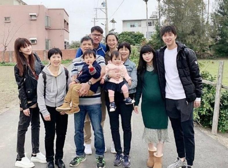 福原爱江宏杰离婚的时间,福原爱离婚后江宏杰过得咋样