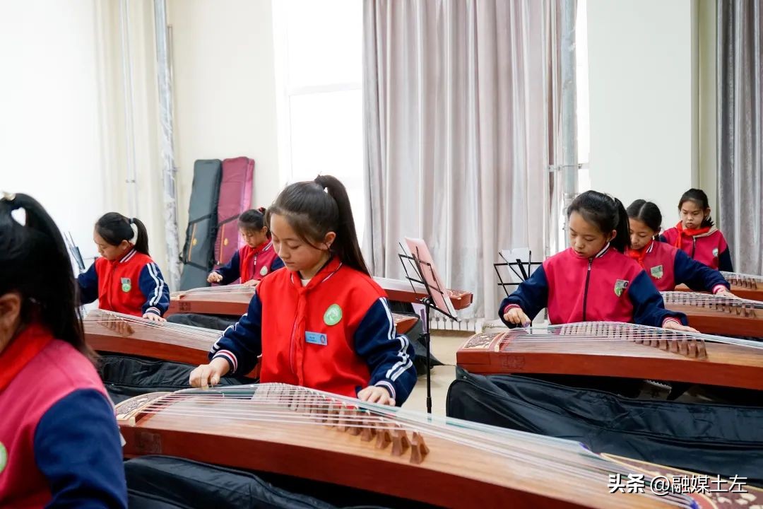 多彩校园生活活动,学校社团活动掠影