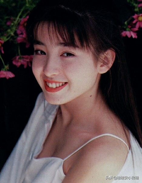 宫泽理惠现在状况,宫泽理惠颜值巅峰是多少岁