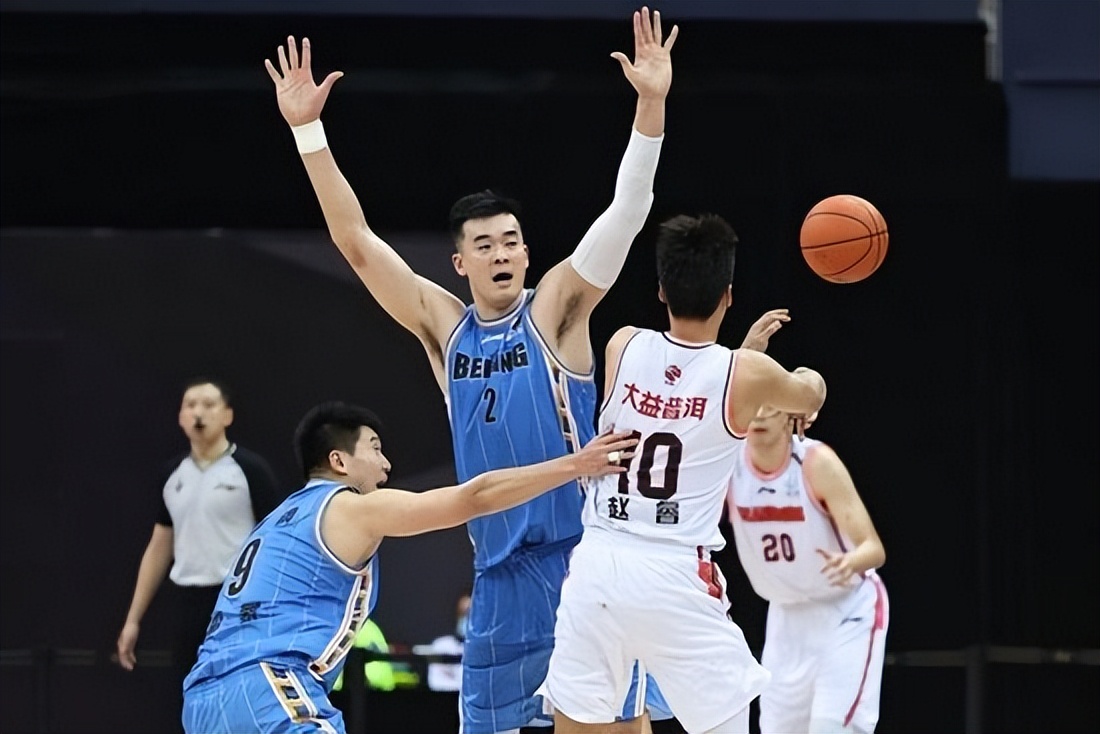 cba辽宁队中锋韩德君身高多少,cba现役十大中锋排名