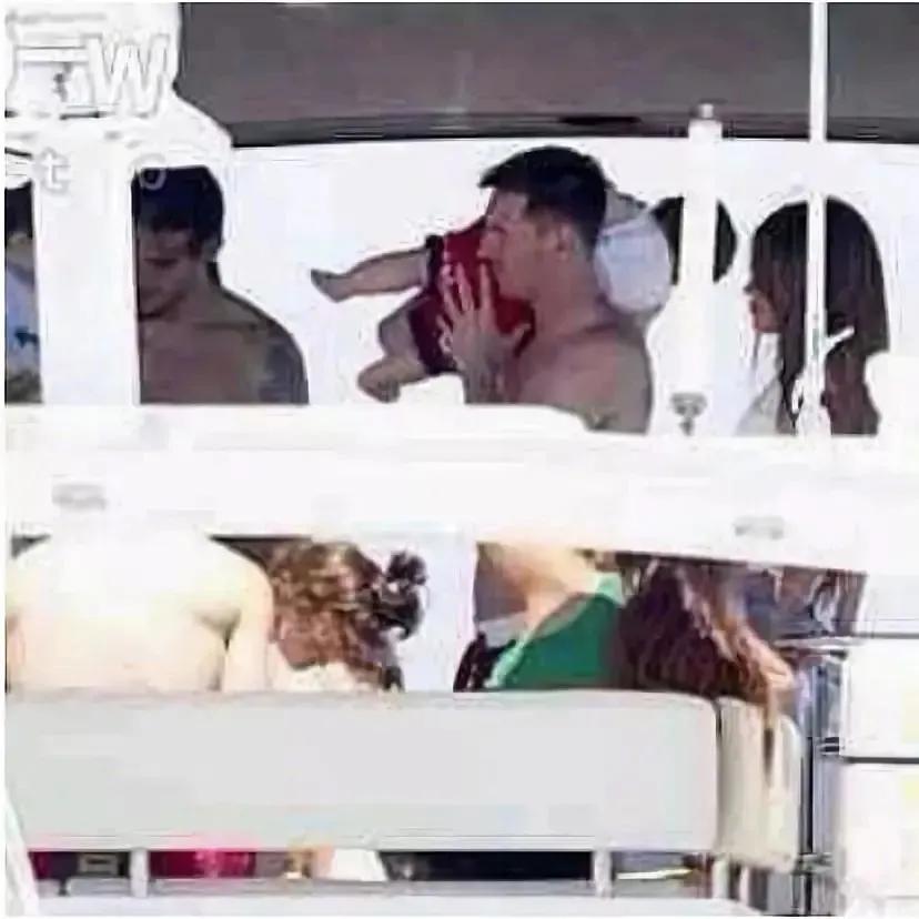 盘点足球场上的令人羡慕的爱情,足球界里让人羡慕的爱情