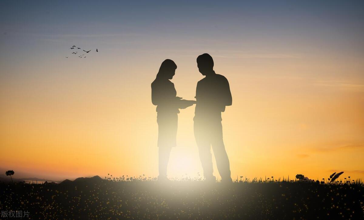 90后女孩创业亏损40多万，当初追求她被拒绝的老班长这样报答她