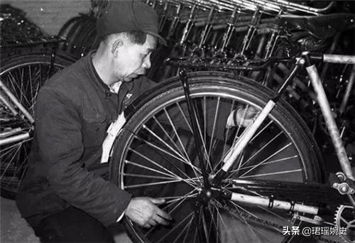 90年代凤凰自行车价格300元,70年代一台凤凰牌自行车