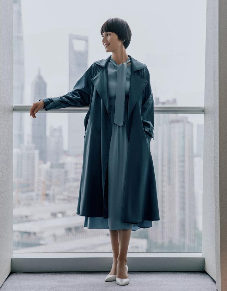 马伊琍袁泉穿出高级感,马伊琍袁泉同框红色衣服