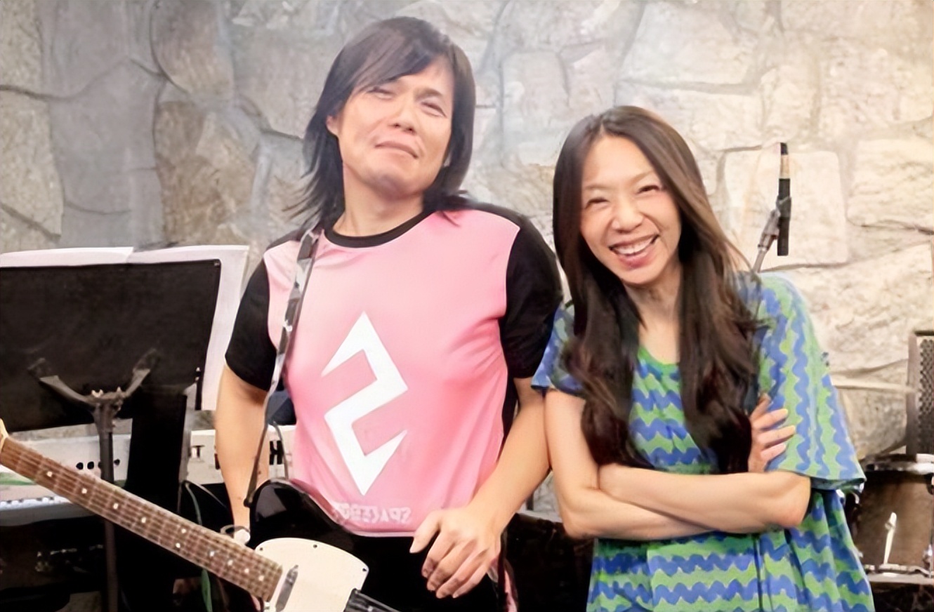 歌手伍佰到底有多受欢迎,伍佰上综艺唱歌