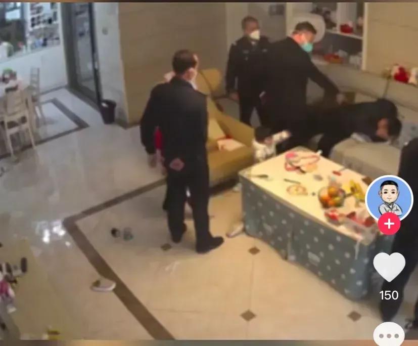 他为什么这么愤怒！浏阳打人者当然是不对的，但他为什么这么愤怒