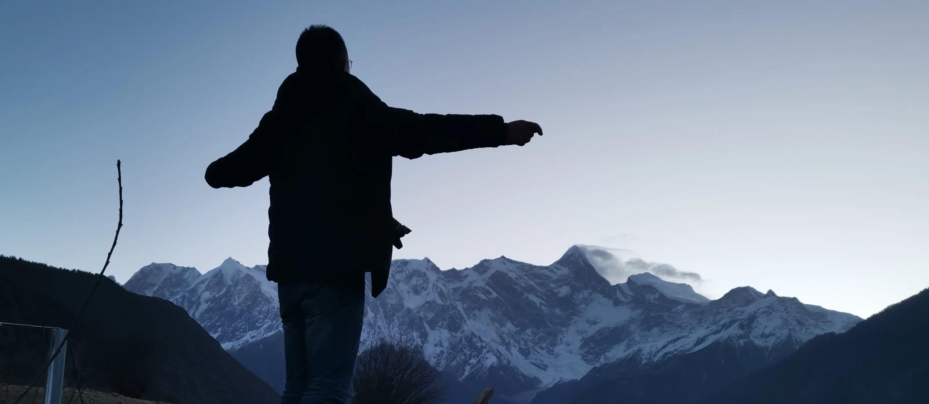 恒生科技指数底部强势反弹,恒生科技估值最新消息