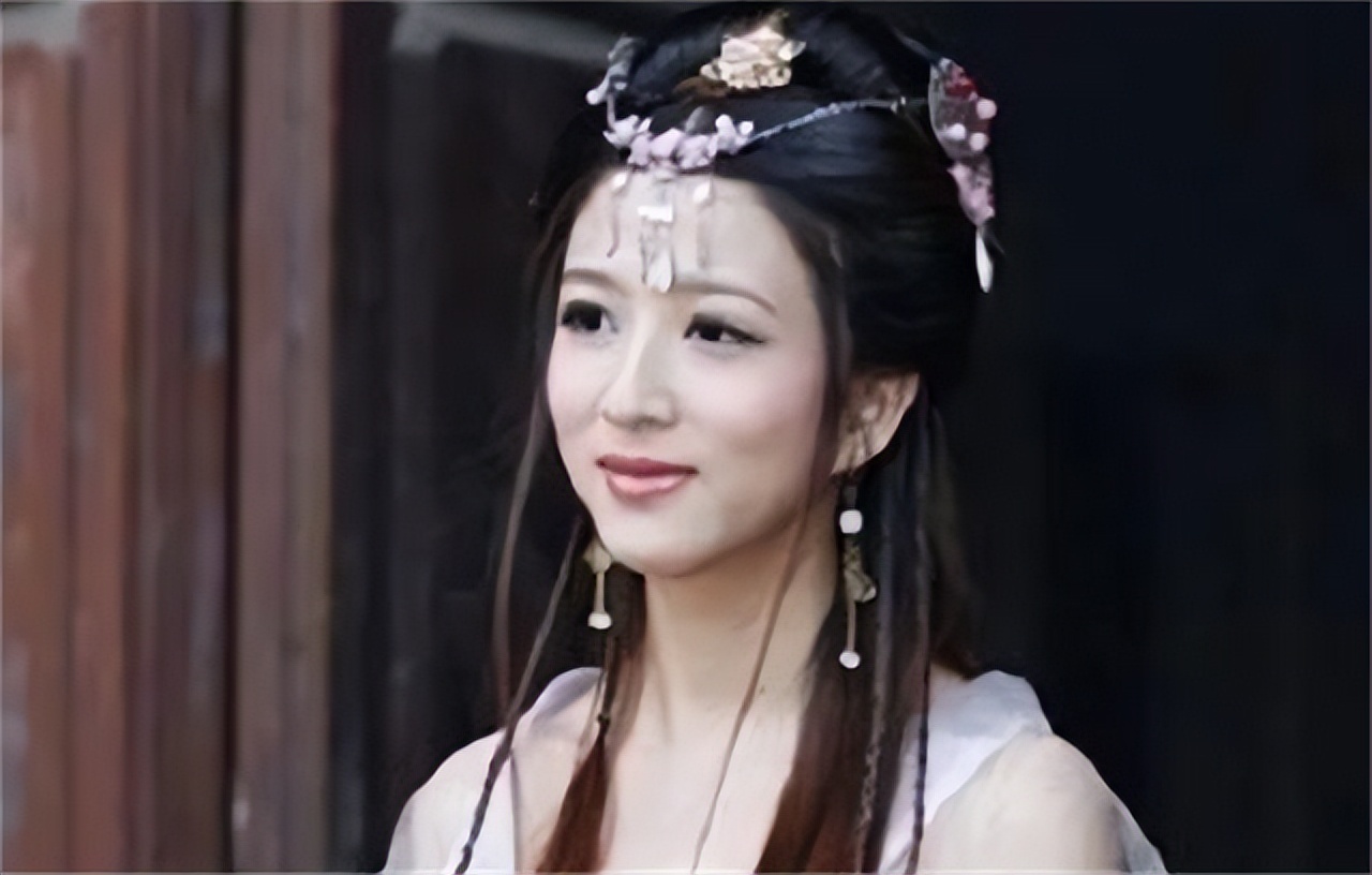 明朝万历年间，一女子变卖家产，却阴差阳错导致全家皆亡