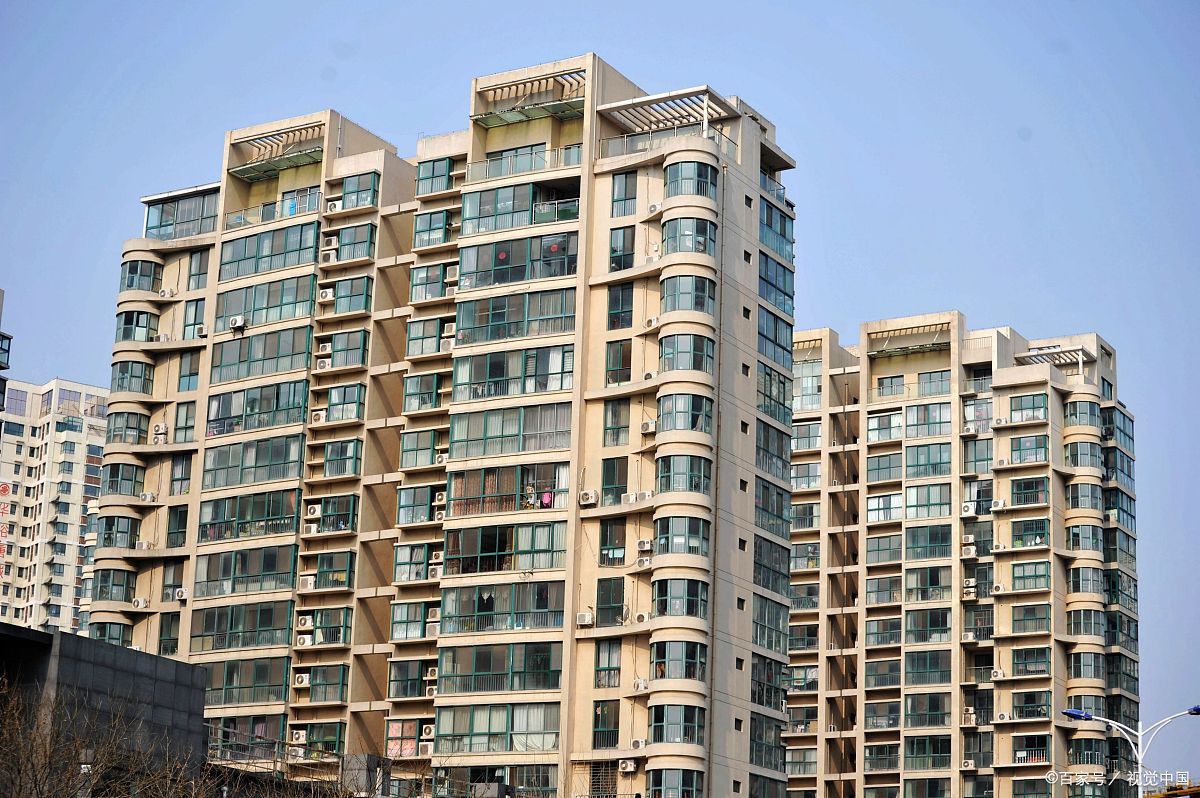 北京小伙在鹤壁一次性买了8套房,男子10万元在鹤壁买8套房