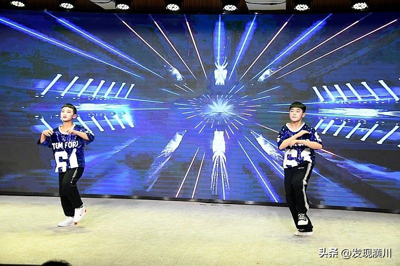 潢川高级中学最美教师,潢川最美教师名单