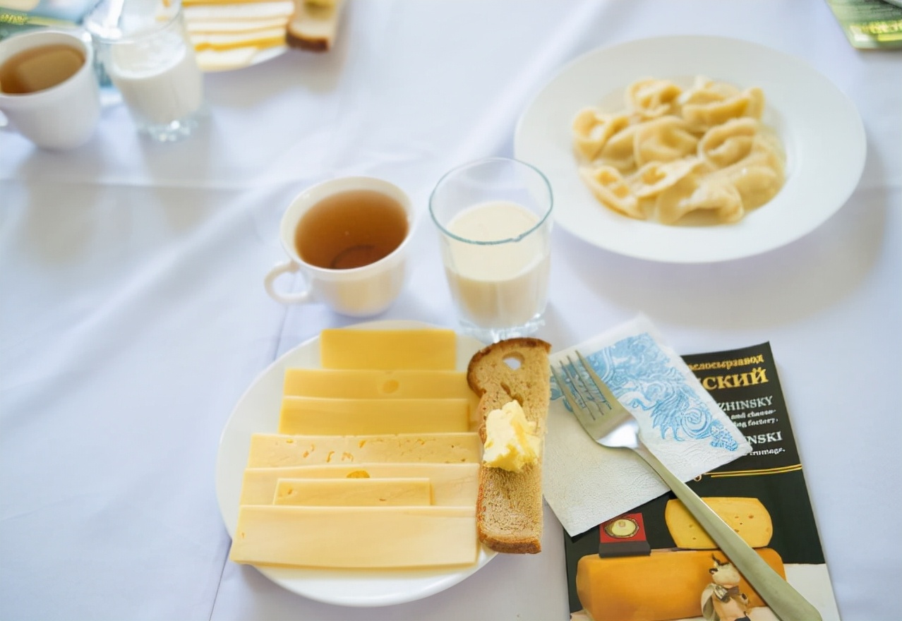 俄罗斯家庭的一日三餐，都爱吃些什么，人均寿命77岁