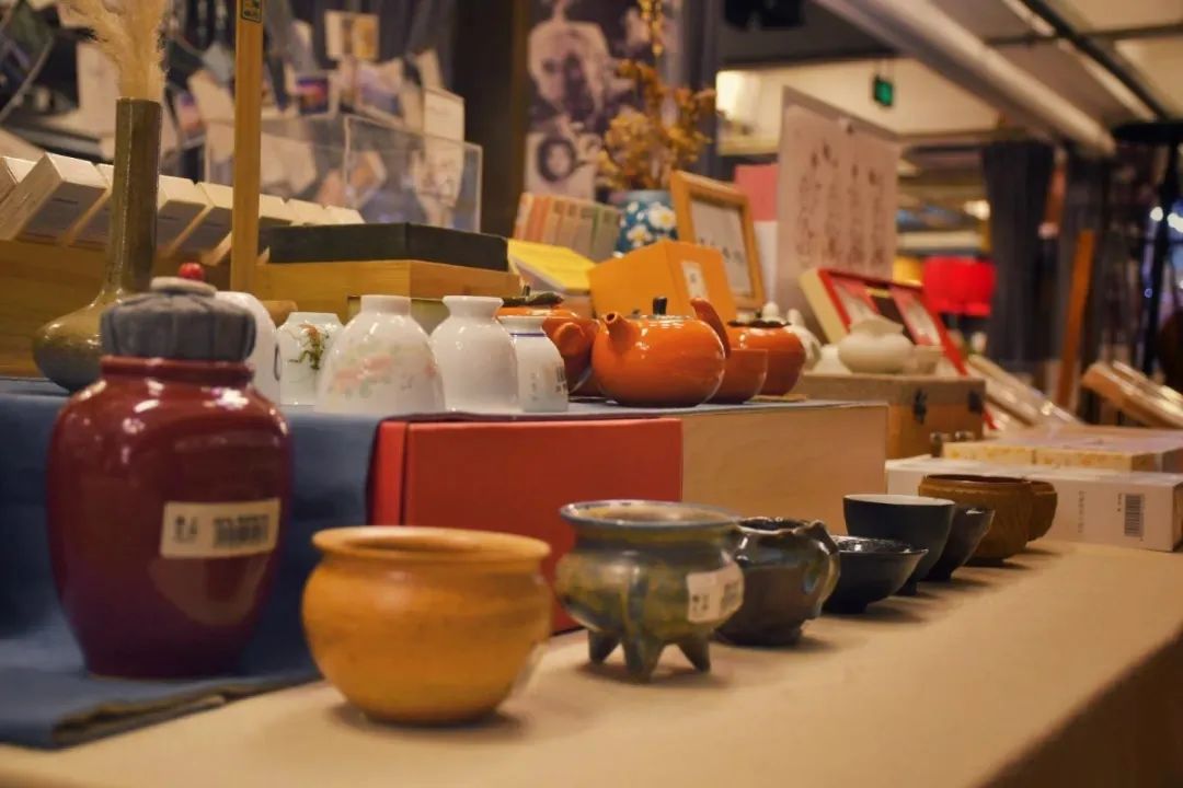 传统书店和网红书店,网红书店到底怎么样了